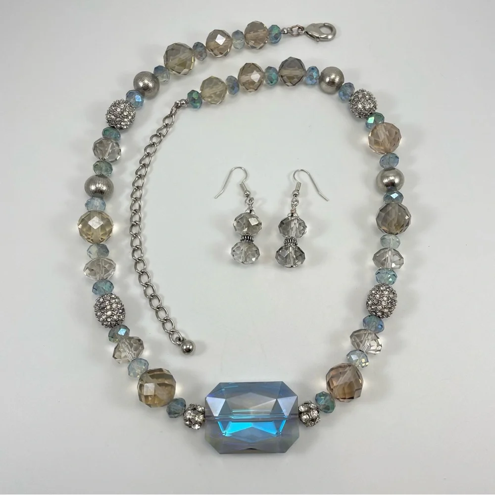 Chunky Bold Glass Beaded Statement Necklace And Earrings Set Stunning Beautiful